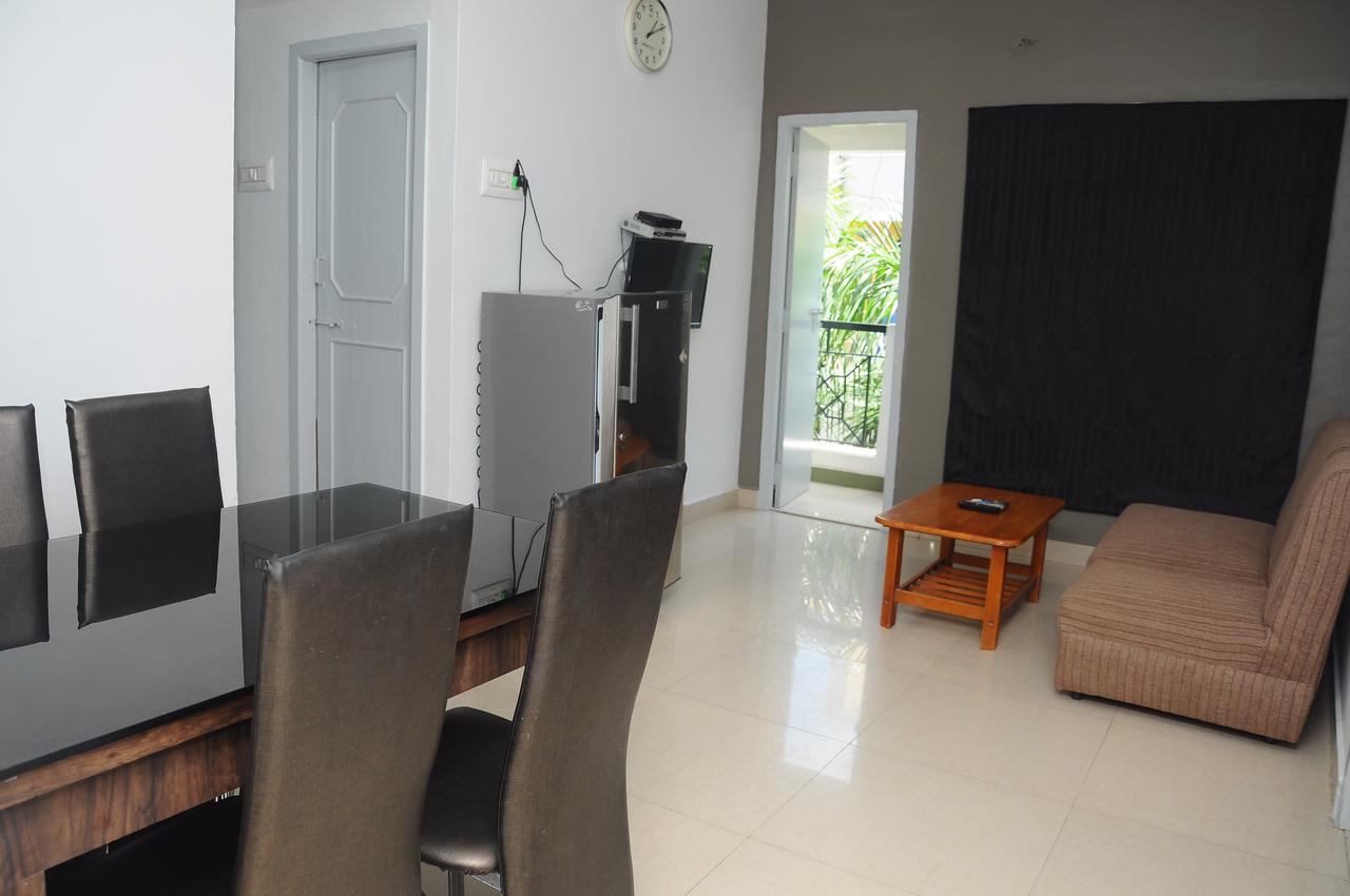 Modern Villa Chennai Exterior photo